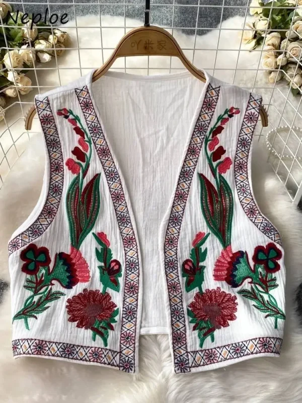 BabYoung Vintage Ethnic V-Neck Embroidered Casual Streetwear Short Jacket - Image 3